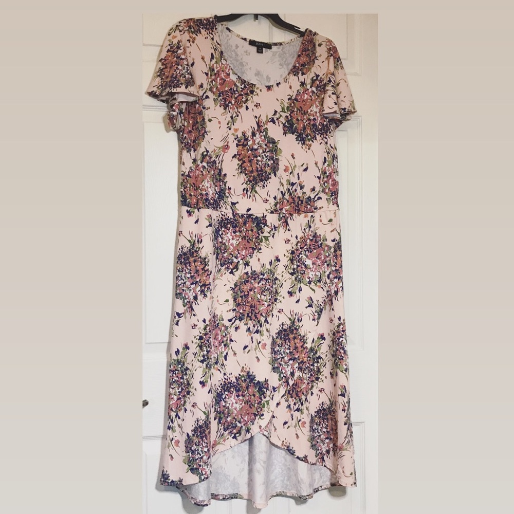 Casual floral pink dress